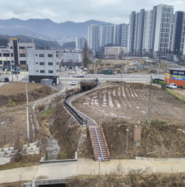 모산마을 삼거리~경안천 합류부 잇는 산책로  기사 이미지